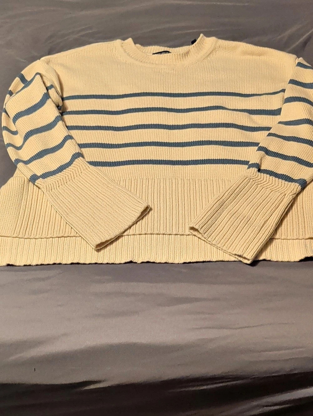 Veronica Beard Striped Crewneck Sweater in Cream & Blue Like New